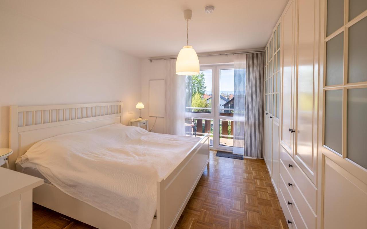 Ferienwohnung Seeblick Mit Blick Auf Die Alpen فاسربرغ المظهر الخارجي الصورة